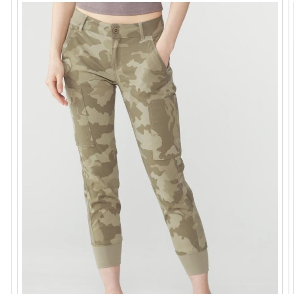 prAna Sky Canyon Camo Jogger